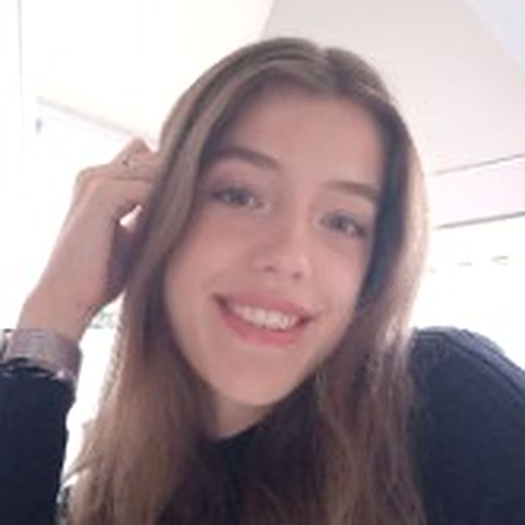 Elvira, senior docent rekenen en Nederlands bij Bijles Aan Huis